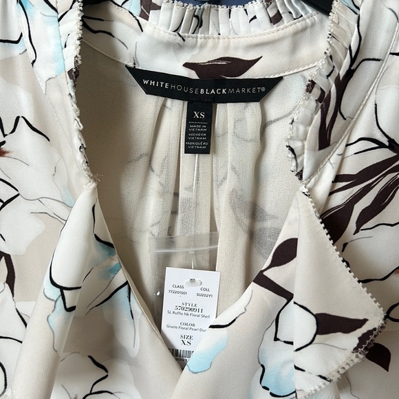 White House Black Market Sleeveless Ruffle Neck Floral Blouse - Picture 2 of 5